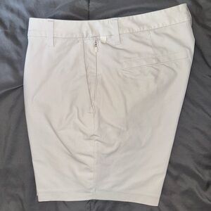 Lululemon ABC Classic-Fit Short 7”
